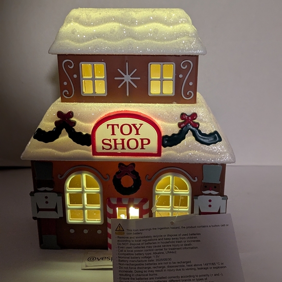 Target Bullseye Playground Christmas Village 3pc Cafe Toy Diner Gingerbread - Picture 10 of 13